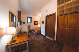 Cataneasy Room