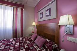 HOTEL MANOLO