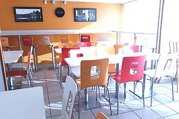 Hôtel Première Classe Orléans Ouest