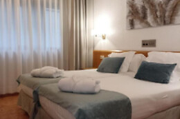 YOMO EUREKA HOTEL