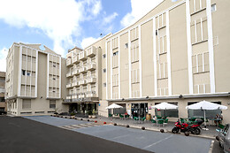 HOTEL MANOLO