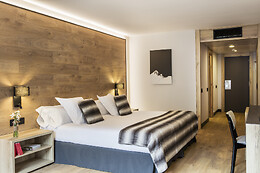 ACTA ARTHOTEL Q 4*