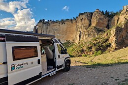 BOOKINGVANS