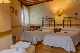 A CASA ANTIGA DO MONTE