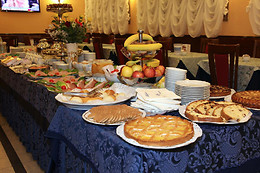 King Mokinba Hotels
