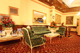 King Mokinba Hotels