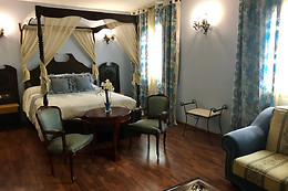 HOTEL CASTILLO BONAVIA