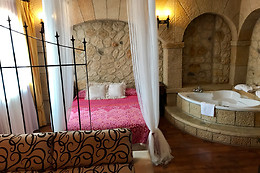HOTEL CASTILLO BONAVIA