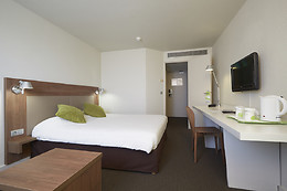Hôtel Campanile Blanc Mesnil