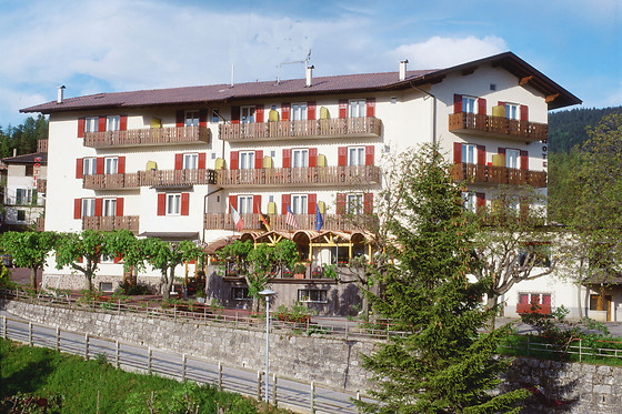 Hotel Panorama Wellness & Resort - photo 21