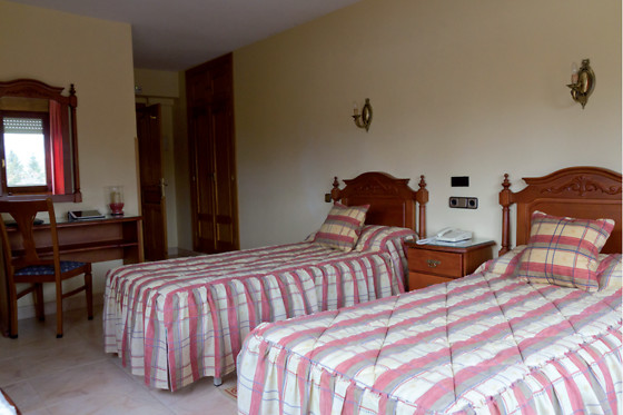 HOSTAL SIETE PICOS - photo 4