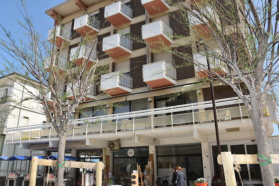 Hotel Suprem*** - photo 0