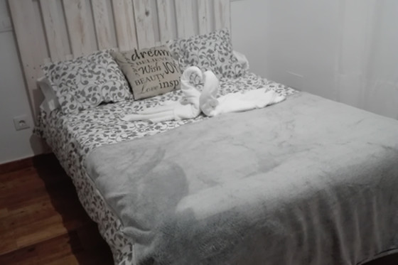 HOSTAL CIEMPOZUELOS - photo 1
