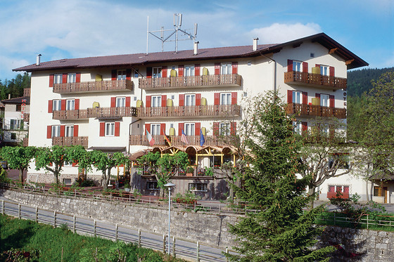 Hotel Panorama Wellness & Resort - photo 26
