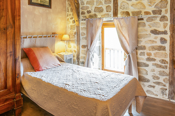 Les Escures - photo 2