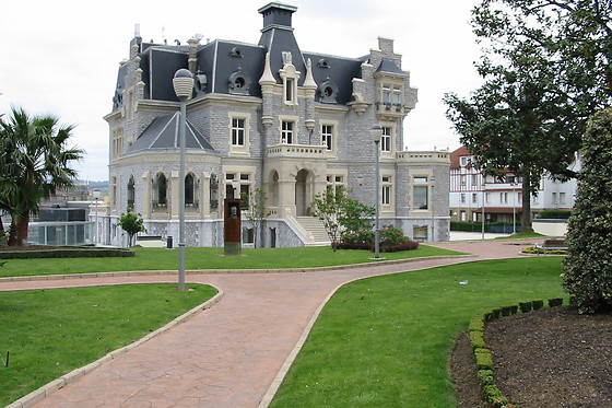 HOTEL URH PALACIO DE ORIOL - photo 1