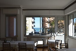 Hotel Caesar