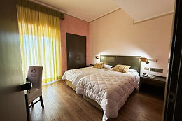Astor Hotel