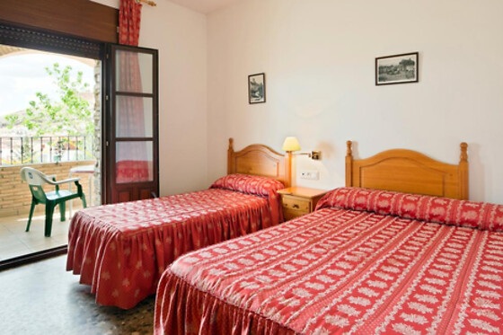 HOSTAL RESTAURANTE LABELLA - photo 1
