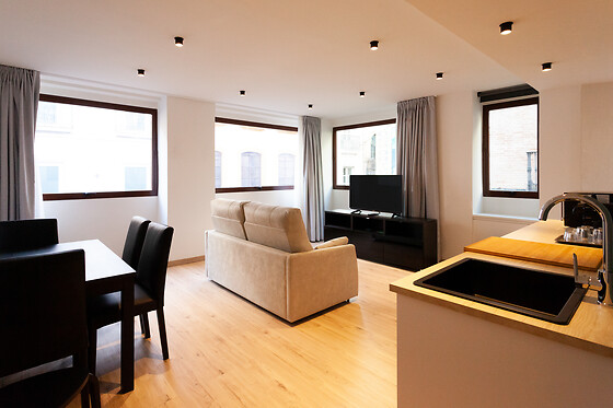 WELLDONE APARTMENTS - photo 1
